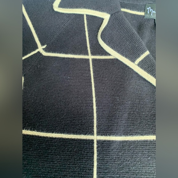 Sweater with collar from MERCER & MADISON black and beige cardigan, large - Picture 3 of 5